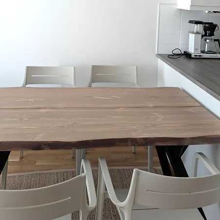 Henniina V Keskusta - Free Parking Apartamento